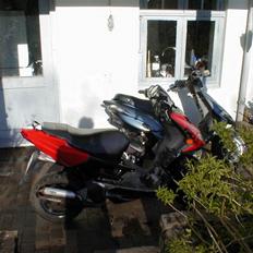 Peugeot speedfight 2  $olqT