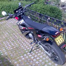 Derbi senda sm x-trem  (slogt)