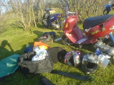 Aprilia Sonic (solgt) - på amping i fanø billede 13