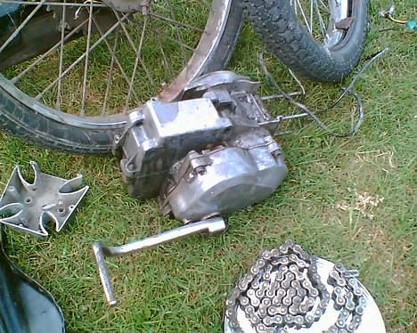 Puch Maxi K *Solgt* - Nogle af alle de ekstra dele jeg har. Bl.a. ekstra stel, motor, hjul og meget mere billede 17