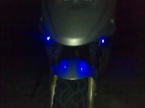 PGO Hot 50 solgt - med dioder tændt billede 10