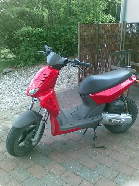 Yamaha Slider (SOLGT) - den er flot! men der mangler lir! billede 2