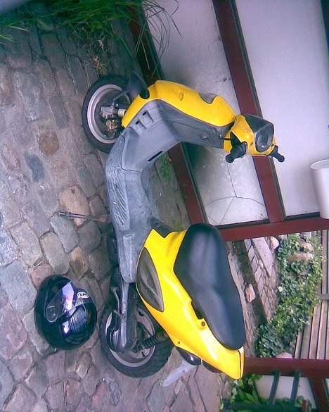 Adly super sonic billede 1