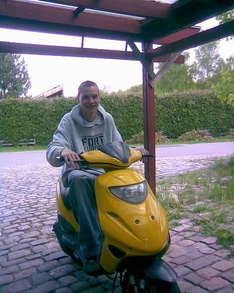 Adly super sonic billede 6