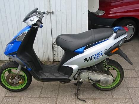 Piaggio NRG MC3 *Byttet* - Her med de nye skjolde :b billede 10