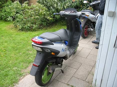 Piaggio NRG MC3 *Byttet* - Her med de nye skjolde :b billede 12