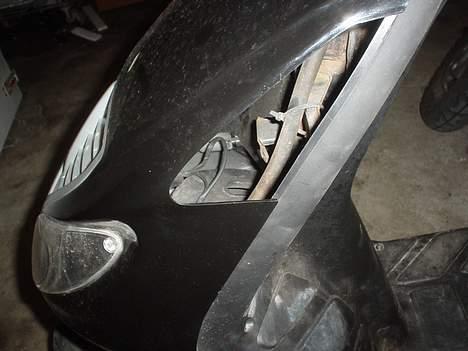 Piaggio nrg mc3 solgt. - det skjold og de 3 andre magen til mangler.. (: billede 7