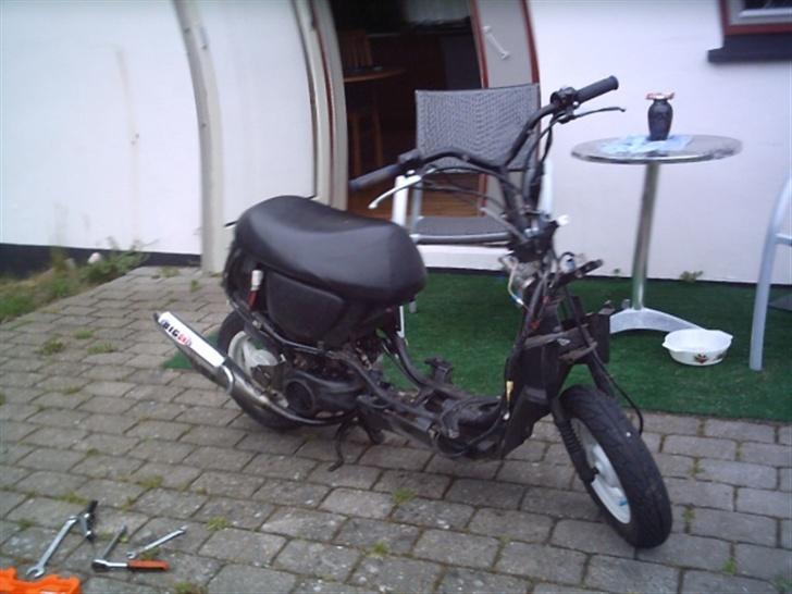 Yamaha Jog space (BYTTET) - Inden der kom skjolde på . billede 9