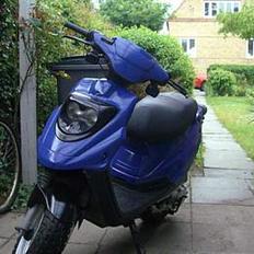 PGO hot 50. den blå satan.