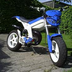 Suzuki Street Magic - Solgt