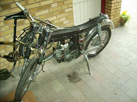 Yamaha 4 Gear " Solgt - som den står lige pt. har lige spartlet tanken billede 18