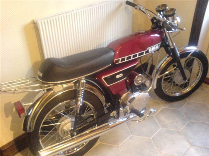 Yamaha 4 Gear K1 • Red Ocean • billede 1