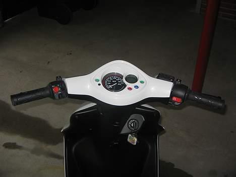 Yamaha Jog R - Her er styret... billede 11