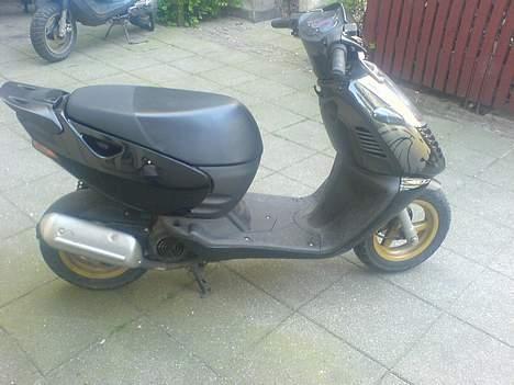 Aprilia Sonic (Stjålet På Amager) - Nyt Billede. Taget d.12 maj 2007. billede 3