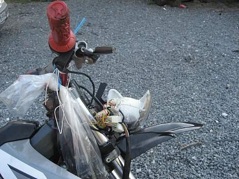 Derbi Senda Xtreme 50 SM SOLGT - Lige efter jeg var kørt galt så den sårn ud. billede 4