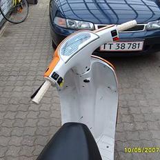 Piaggio zip (solgt)