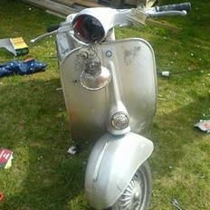 Vespa 125 ccm --.projekt.---