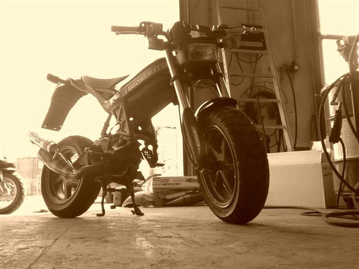 Suzuki Street magic  !! BYTTET!! - Dejlige Ged :D billede 1