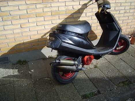 Yamaha jog til salg billede 3