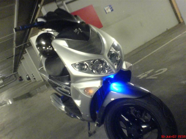 Peugeot SpeedFight2 billede 1