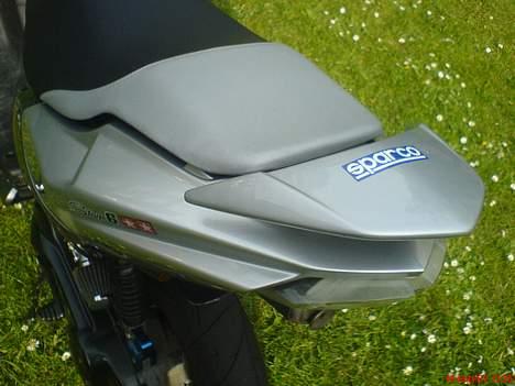 Peugeot SpeedFight2 billede 2