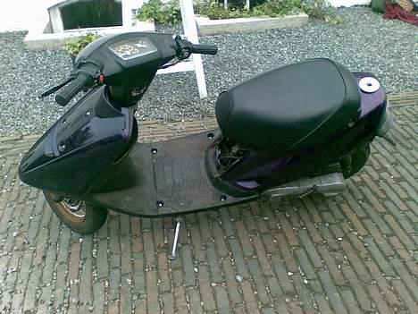 Yamaha Jog (solgt) billede 3