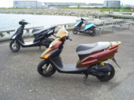 Yamaha jog FS-- [Byttet] - På strandtur :P  billede 13