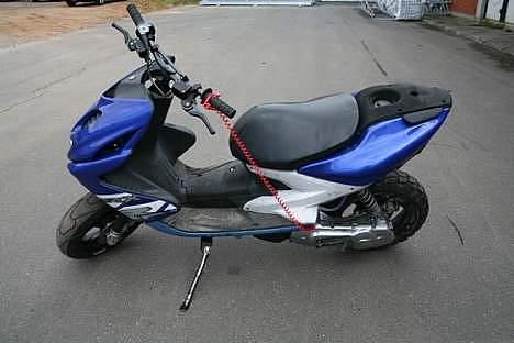 Aprilia RS50 - hvad tror i den er værd? billede 13