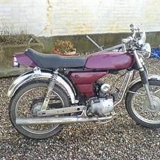 Yamaha 4 gear BYTTET