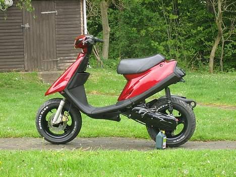 Yamaha jog SD billede 2