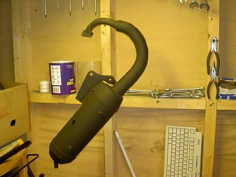 PGO Comet TIL SALG I DELE - Uds. er 100 % færdig malet og sat på.. billede 3