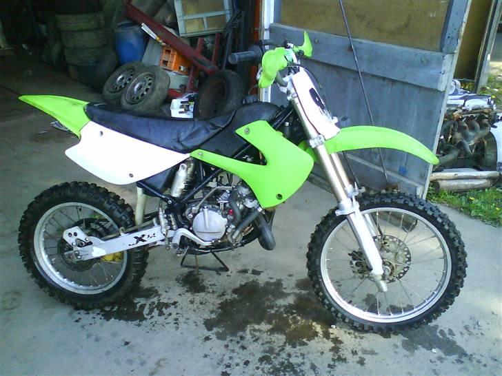 Kawasaki kx 85 BYTTET - sort stel billede 1