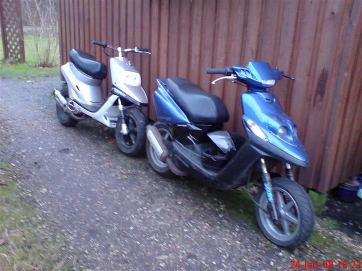 MBK Booster - Lang tid siden, men sammen med min gamle bws :) billede 5
