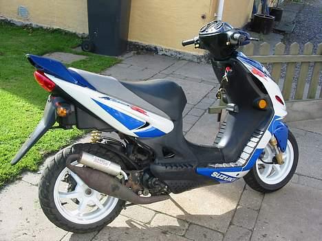 Suzuki Katana R billede 3