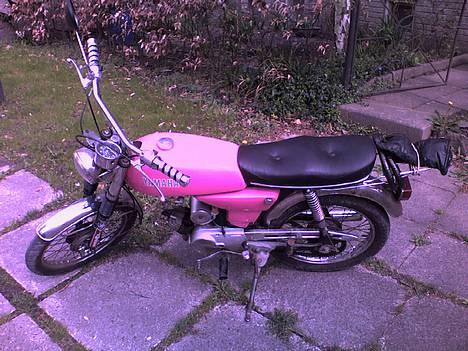 Yamaha fs-1 4g "team snoogins" - sådan ser hun ud... den lille havne-luder billede 1