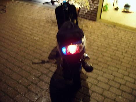 Yamaha Jog Space //Solgt// - Blå lygter billede 7