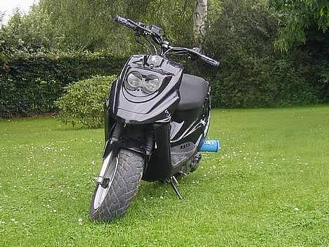 PGO Hot 50 *TIL SALG*!! - Forfra.. Bad look billede 1