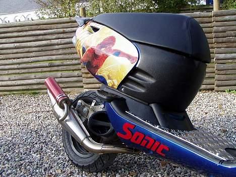 Aprilia sonic SOLGT -TEAM SVIN - billede 3