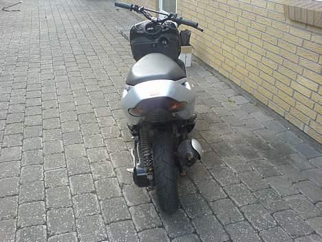 Aprilia Sonic AC (SOLGT) - Bagende billede 2