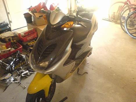 Yamaha Aerox Solgt d.18. okt. 07 billede 3