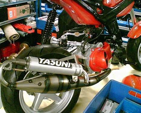 Suzuki Street Magic SOLGT billede 3
