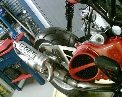Suzuki Street Magic SOLGT billede 4