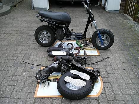 Yamaha slider SOLGT - sådan ser den ud nu:D har fået solgt nogle dele, med der er stadig mange billede 2