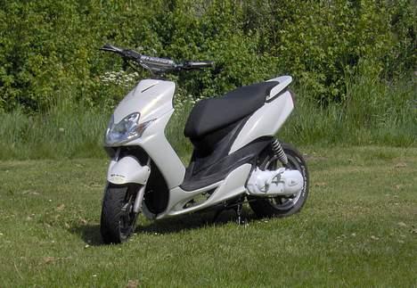 Yamaha Jog R billede 2