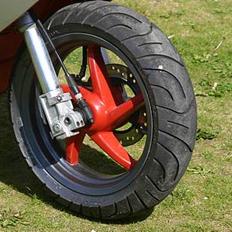 Aprilia sr 50 lc dd sælges hurtig