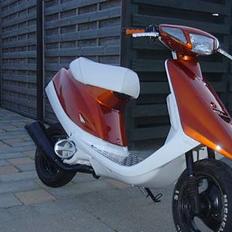 Yamaha ¬ » Jog FS - SOLGT!