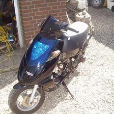 Aprilia Sonic - splittet