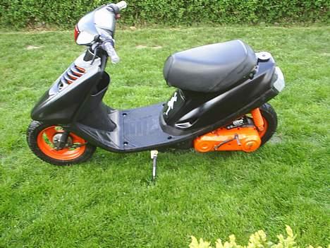 Yamaha Jog ( solgt ) billede 3