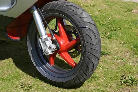 Aprilia sr 50 lc dd sælges hurtig billede 3