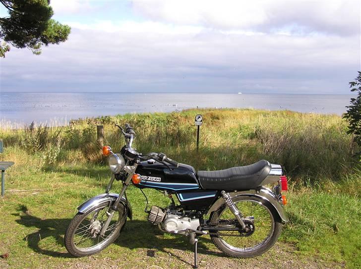 Suzuki DM50 Samurai SOLGT - Her er dyret billede 1